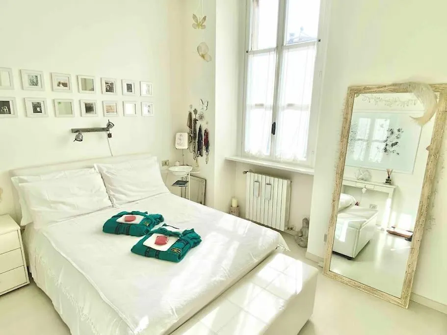 شقة Garden View, Free Parking And Checkout In The Afternoon ميلان